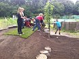 Educatieve Tuin Carnisse verandert langzaam in een ‘Healing Garden’